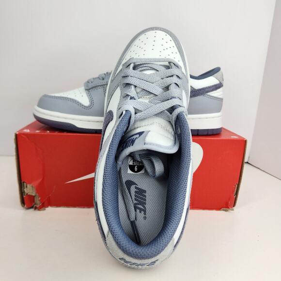 Nike Dunk Low Retro SE Light Carbon Size 6 Men / Size 7.5 Women main image 5